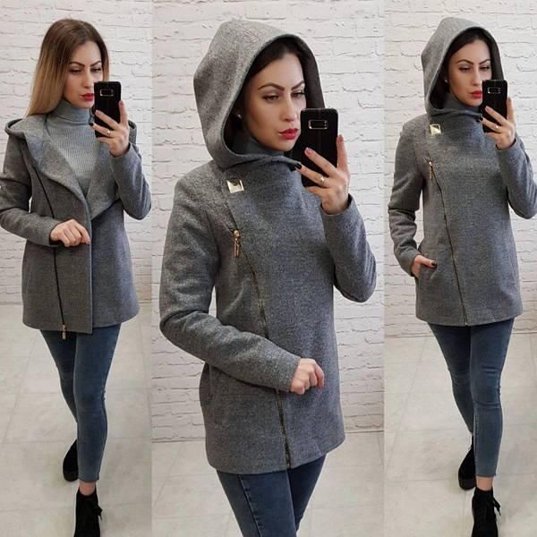 Пальто з капюшоном коротке арт. 156 з капюшоном чорного кольору/ чорний 156 фото